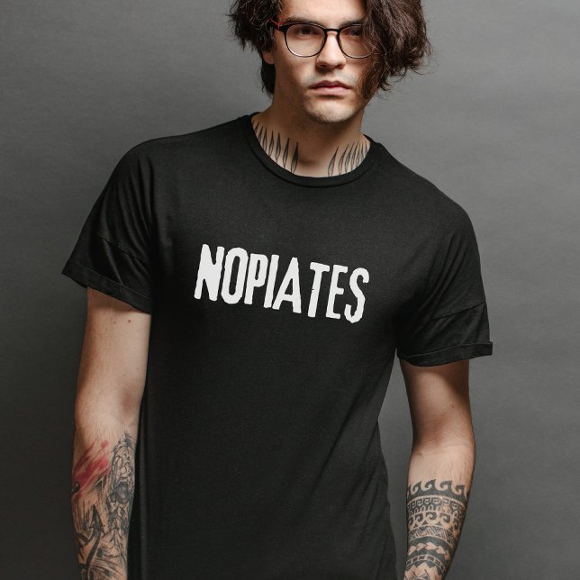 Camiseta Nopiates engraçados opõem-se à consciência do Víci (Criador carregado)