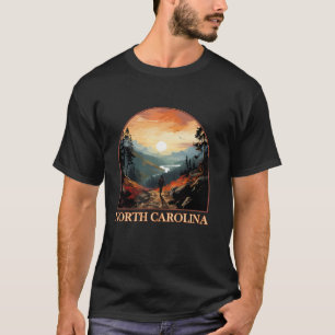 Camiseta North Carolina NC Hiking Mountain State Prioridade