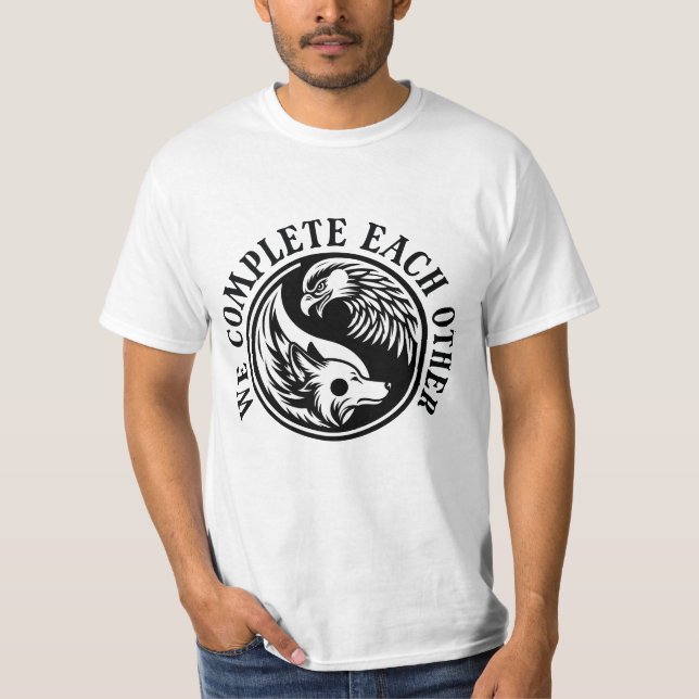 CAMISETA NÓS NOS COMETEMOS UNS AOS OUTROS LOBO E ÁGUA (Frente)