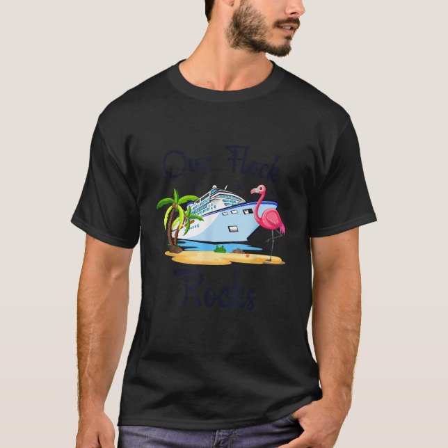 Camiseta Nosso Bando Fogueira Flamingo Engraçado Cruzando (Frente)