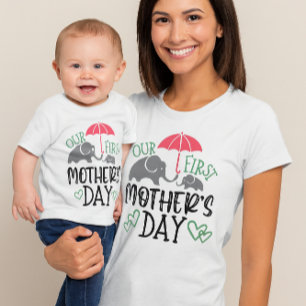 Camiseta Nosso Primeiro Dia das Mães Elefante & Guarda-Chuv