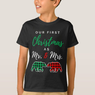 Camiseta Nosso Primeiro Natal Como Sr. e Sra. Xadrez de Búf