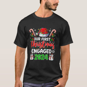 Camiseta Nosso Primeiro Natal Envolveu 2024 Casais Engraçad