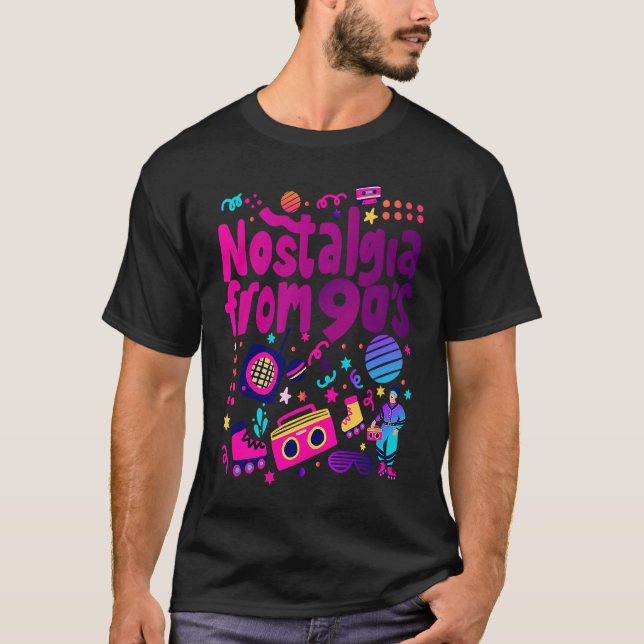 Camiseta Nostalgia From 90's Cool 90's Outfit Illustration  (Frente)