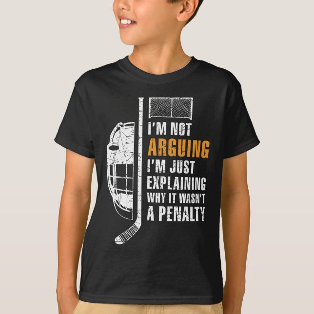 Camiseta Not Arguing Just Explaining Why It Was Not A Penal (Frente)