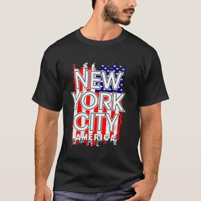 Camiseta Nova Iorque Skyline NYC Manhattan Flag America U (Frente)