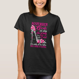 Camiseta Novembro Garota que ela reza que ela é linda