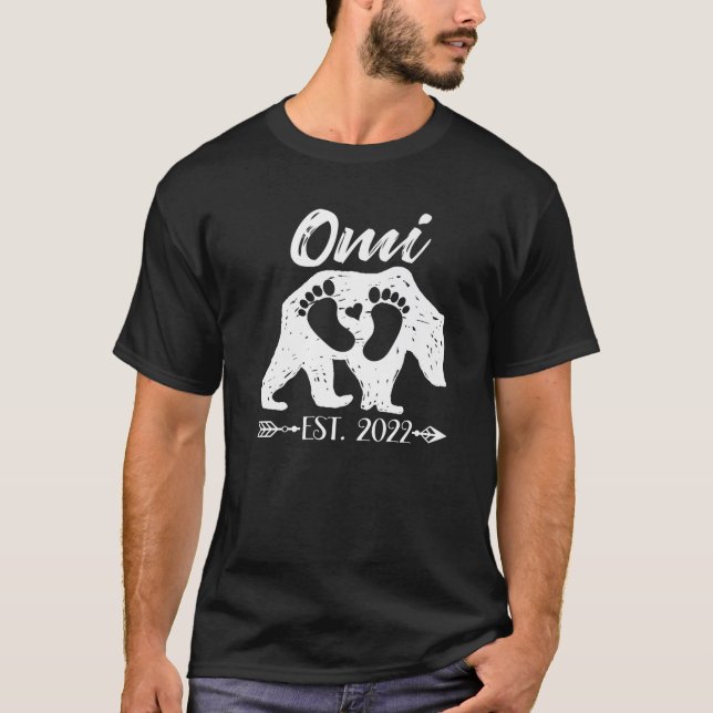 Camiseta Novo Anúncio do Chá de fraldas Omi Grandma Bear Es (Frente)