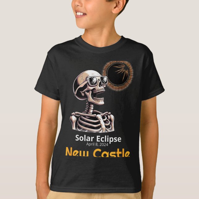 Camiseta Novo Castelo do Eclipse Solar do Esqueleto Indiana (Frente)