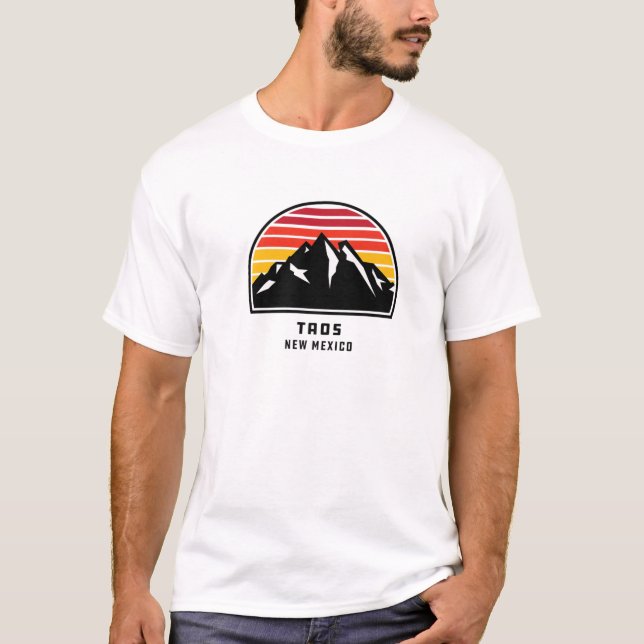 Camiseta Novo México Estilo Retro Montanha Montanha Sunset  (Frente)
