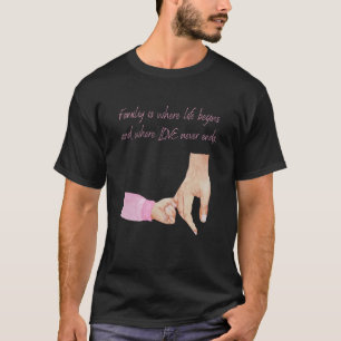 Camiseta Novo papai E Filha, Segurando As Mãos De Um Bebê