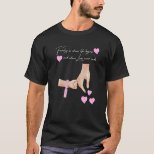 Camiseta Novo papai E Filha, Segurando As Mãos De Um Bebê