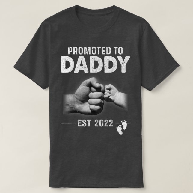 Camiseta Novo papai Em Breve A Ser Promovido Para Pai 2022 (Frente do Design)