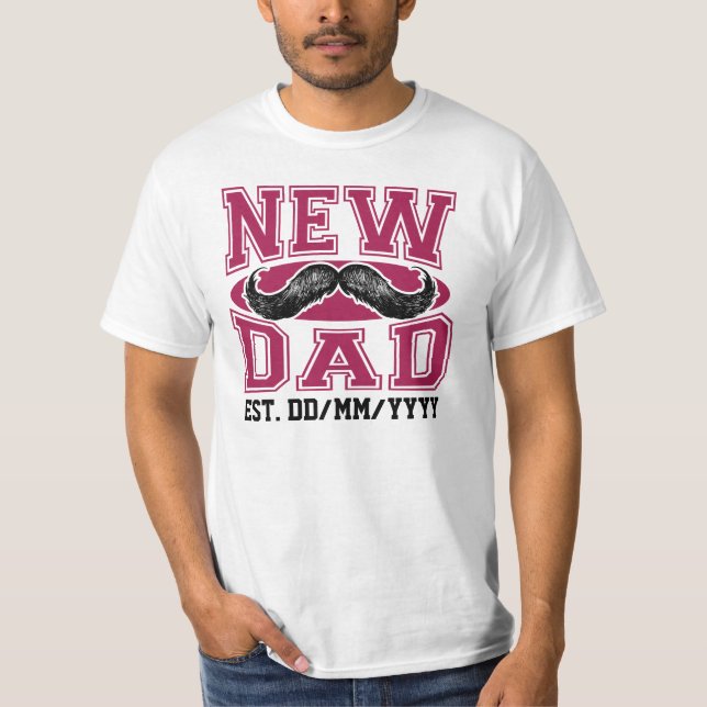 Camiseta Novo papai (Est. Data customizável) (Frente)