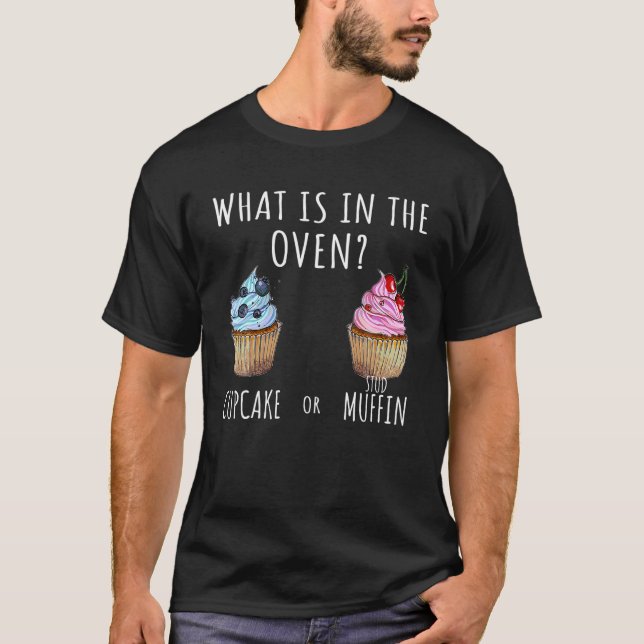 Camiseta Novos Pais - Muffin De Cupcake Ou De Pé (Frente)