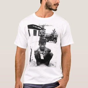 Camiseta Núcleo duro jovem Viet Cong, guardado pesadamente,