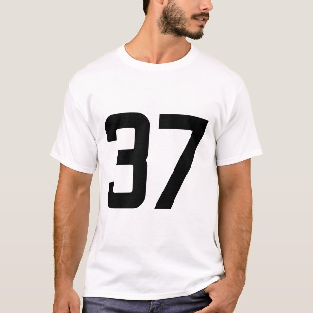 CAMISETA NÚMERO 37 (Frente)