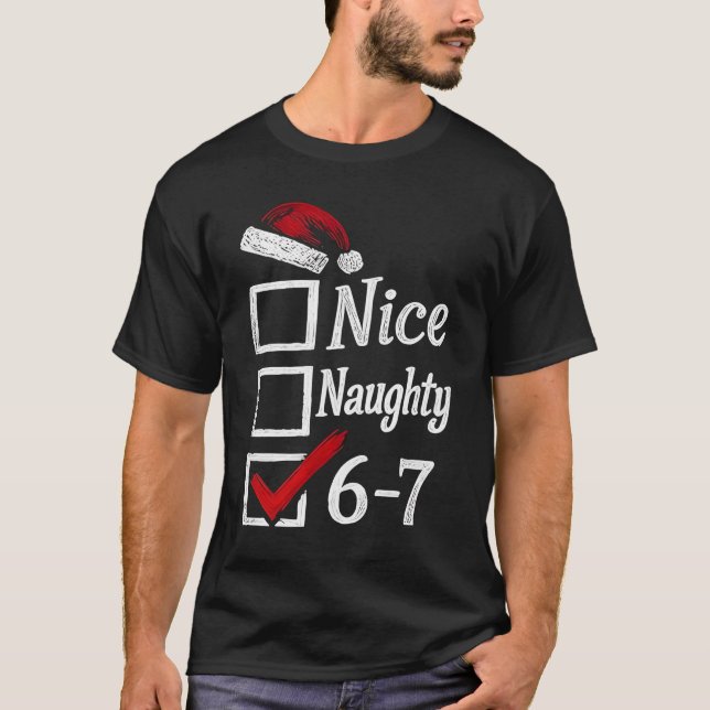 Camiseta Número 67 Engraçado de Natal  (Frente)
