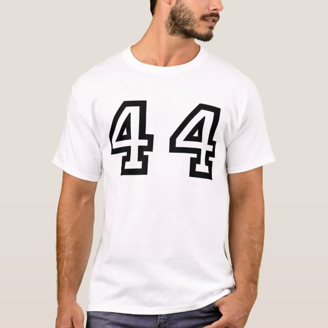 Camiseta Número quarenta e quatro (Frente)