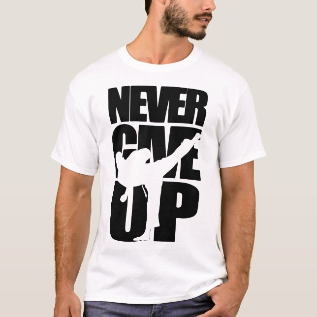 Camiseta Nunca Desista do Karate  (Frente)