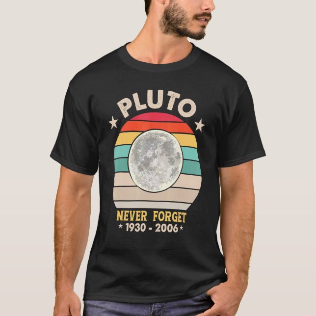 Camiseta Nunca Esqueça Plug Retro Style Space Science 1 (Frente)
