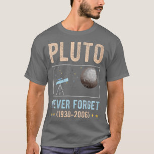 Camiseta Nunca Esquecer Plutão