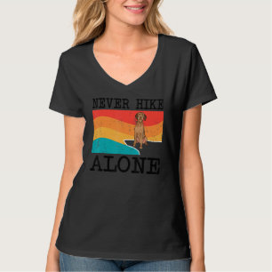 Camiseta Nunca Hike Sozinho Wirehaired Vizsla Gráfico Camin