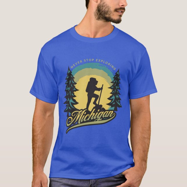 Camiseta Nunca Pare de Explorar Michigan amarelo (Frente)