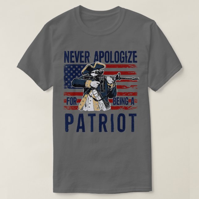 Camiseta Nunca Se Desculpe Por Ser Um Patriota Americano Ba (Frente do Design)