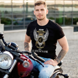 Camiseta Nunca subestime o poder do apelido personalizado