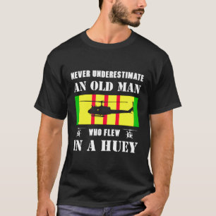 Camiseta Nunca Subestime O Velho Que Voou Em Huey Vietnã