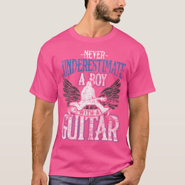 Camiseta Nunca Subestime Um Garoto Com Violão (Frente)