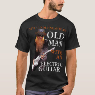 Camiseta Nunca Subestime um Homem Velho com um Violão