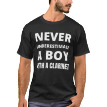 Nunca subestime um menino com um clarinete