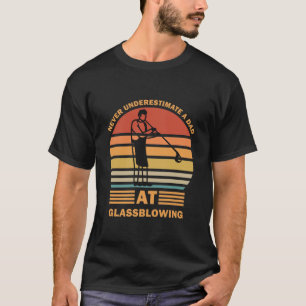Camiseta Nunca subestime um Pai no brilho