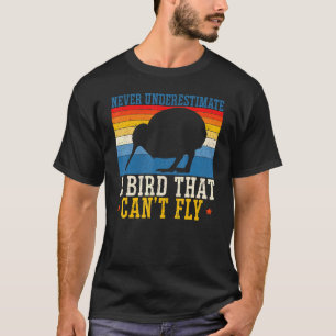 Camiseta Nunca subestime um pássaro que não consegue voar n