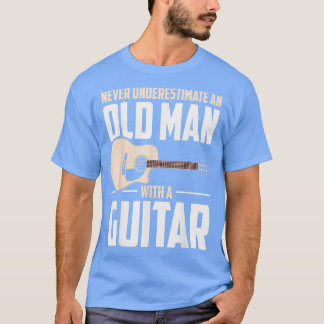 Camiseta Nunca subestime um velho com uma guitarra 11