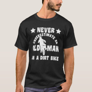 Camiseta Nunca Subestime Um Velho Em Um Moto De Camada
