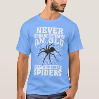 Camiseta Nunca Subestime Um Velho Que Ama Aranhas
