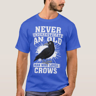 Camiseta Nunca Subestime Um Velho Que Ama Corvos