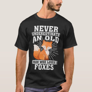 Camiseta Nunca Subestime Um Velho Que Ama Raposas