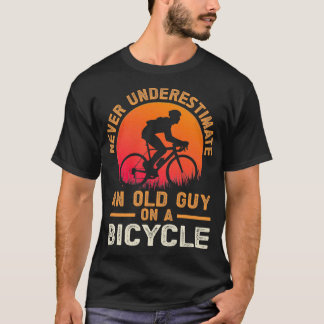 Camiseta Nunca Subestime Uma Cara Velha Numa Bicicleta Engr