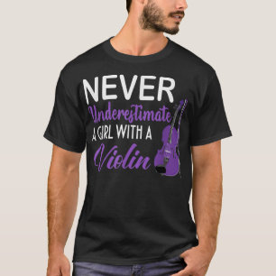 Camiseta Nunca Subestime Uma Garota Com Uma Mata Engraçada 