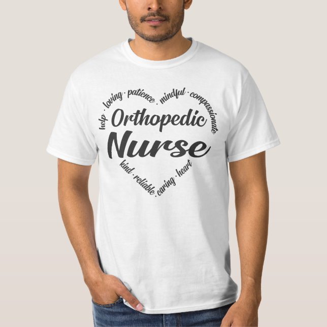 Camiseta Nuvem de Palavras Corações de Enfermeira Ortopedia (Frente)