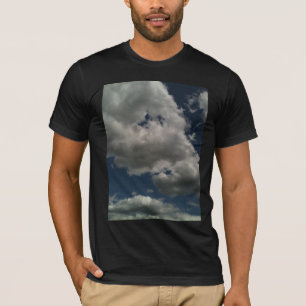 Camiseta Nuvens de baixo para cima