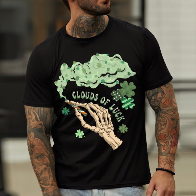 Camiseta Nuvens de Sorte do Dia de Patrick (Criador carregado)