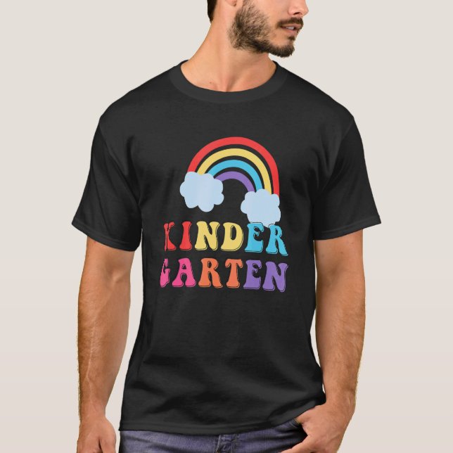 Camiseta Nuvens Do Jardim Infantil E Arco-Íris (Frente)