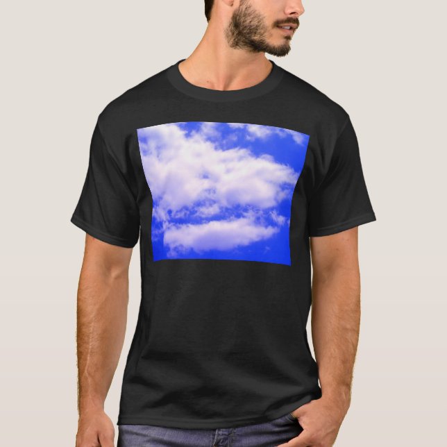 Camiseta Nuvens e céu azul limpo (Frente)