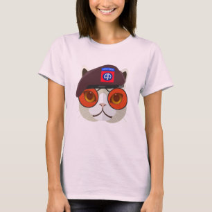 Camiseta O 82º Gatinho de bordo Kat!