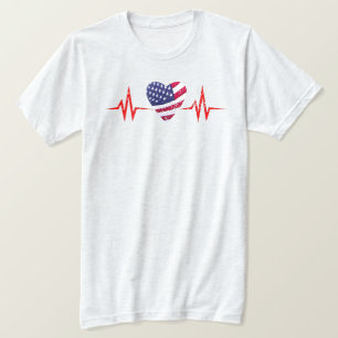 Camiseta O amor da América em todos os batimentos cardíacos